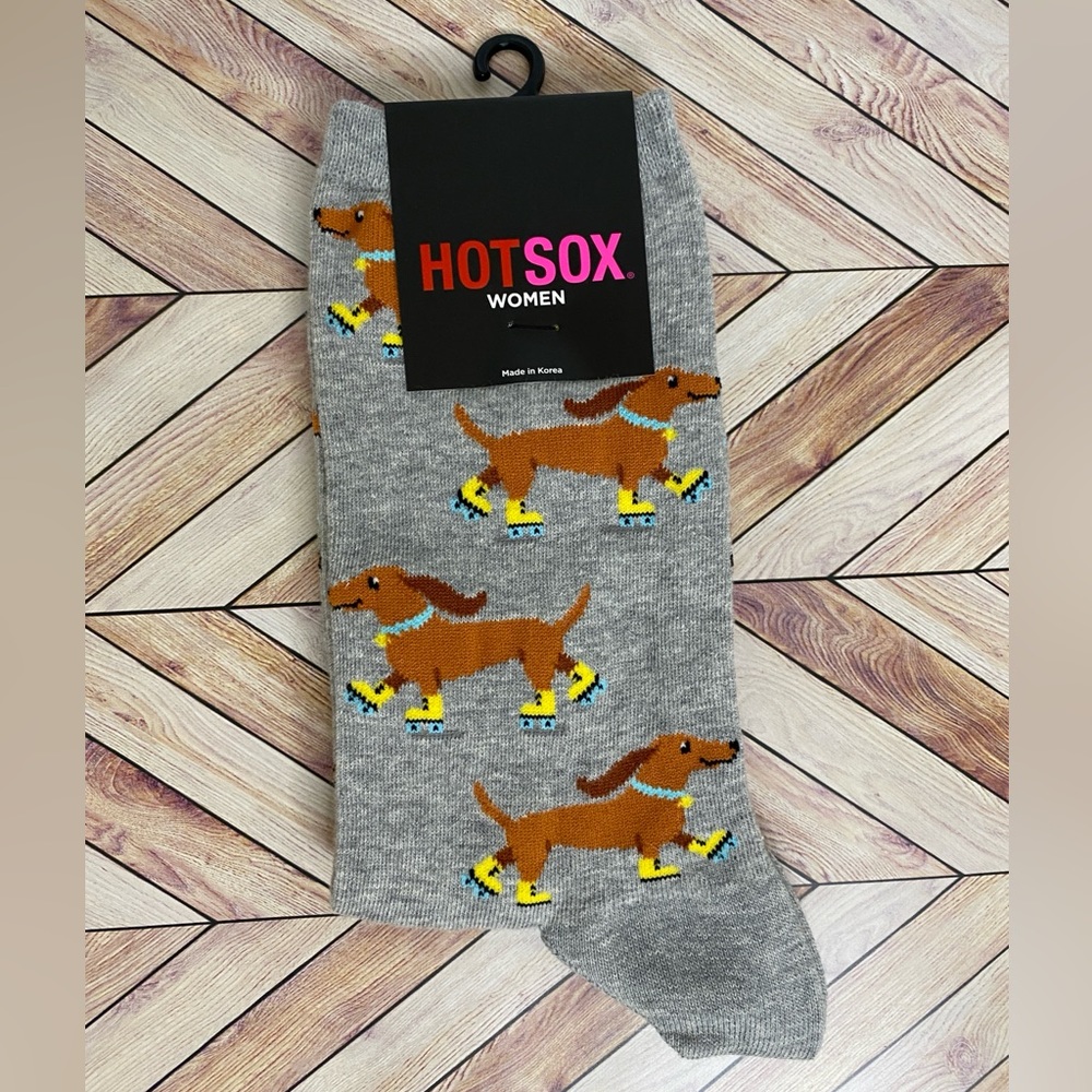 Hot Sox Women's Dachshund dog roller skating Size 9-11 Socks